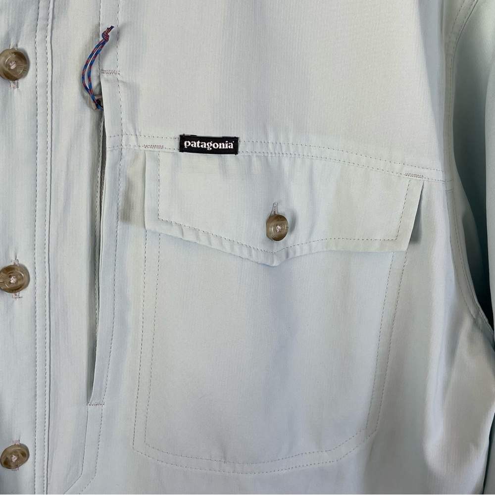 Patagonia full button down long sleeve shirt light blue men’s size medium - Picture 2 of 5